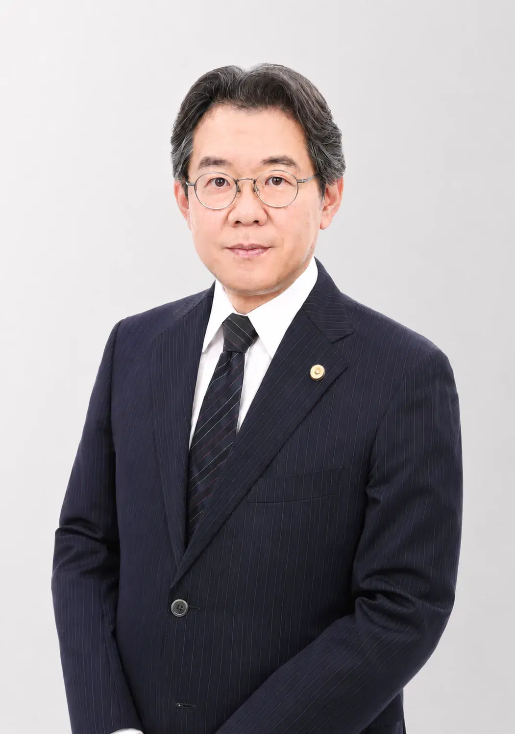 松村 英寿